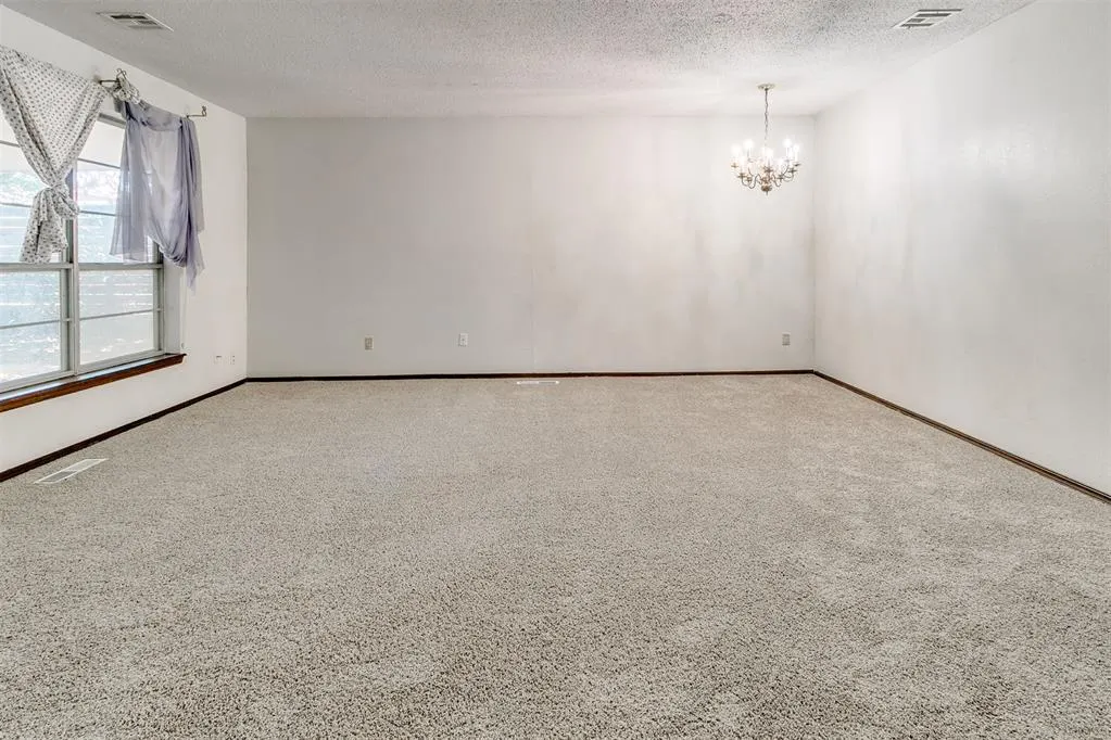 Photo 10 — 2317 NW 113th Street, Oklahoma City, OK 73120