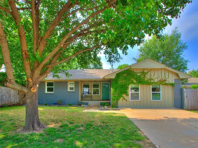 Photo 8 — 1304 NW 101st Street, Oklahoma City, OK 73114