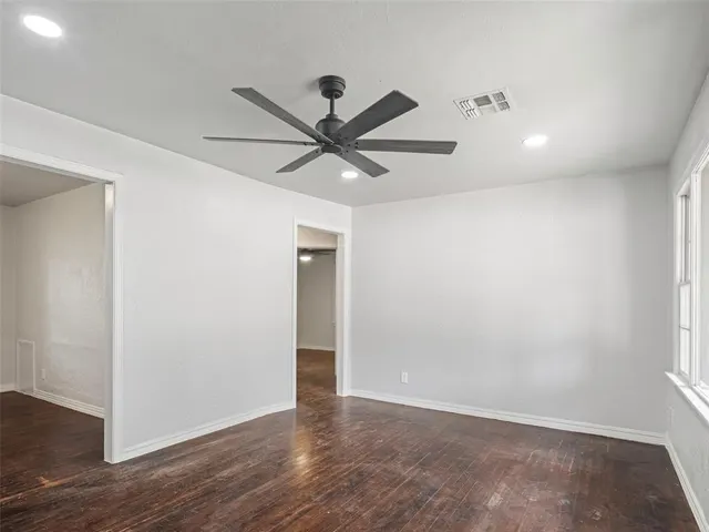 Photo 4 — 1607 Oxford Way, Oklahoma City, OK 73120