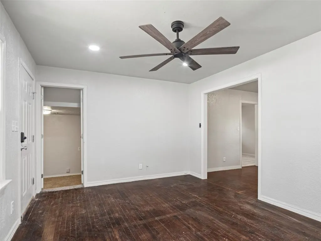 Photo 5 — 1607 Oxford Way, Oklahoma City, OK 73120