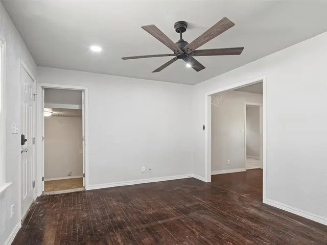 Photo 5 — 1607 Oxford Way, Oklahoma City, OK 73120