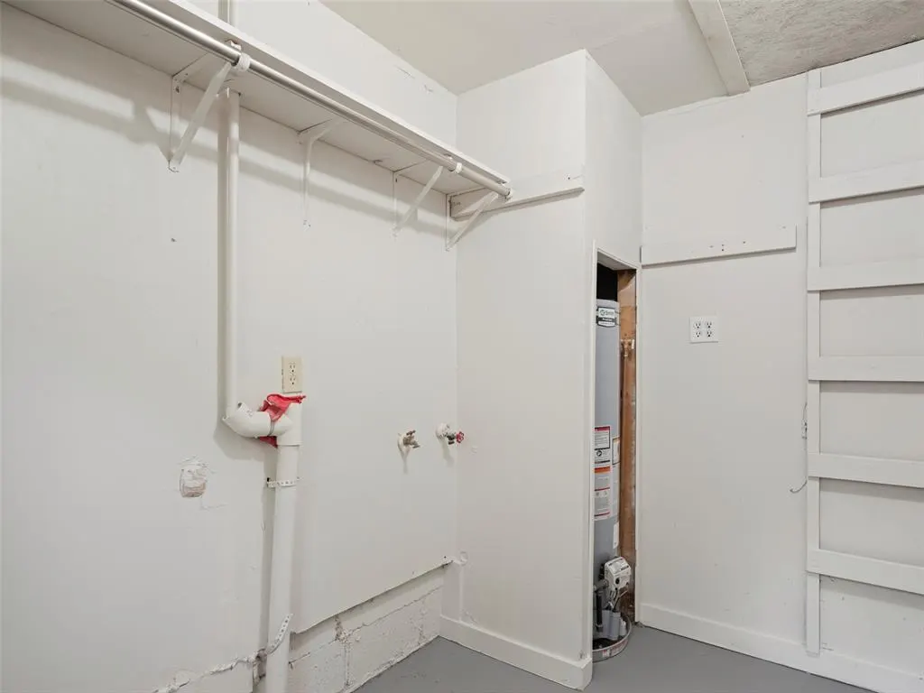 Photo 19 — 1607 Oxford Way, Oklahoma City, OK 73120