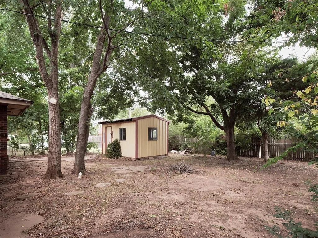 Photo 32 — 1607 Oxford Way, Oklahoma City, OK 73120
