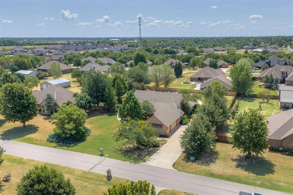 Photo 35 — 4606 Pikeys Trail, Tuttle, OK 73089