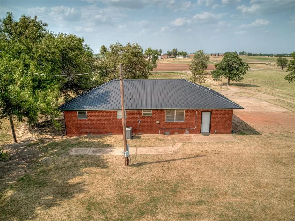 Photo 25 — 10425 W County Road 74 Road, Crescent, OK 73028