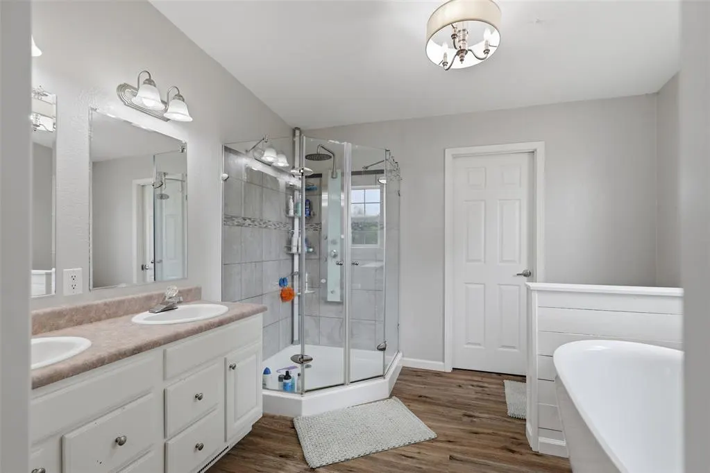 Photo 16 — 13732 W Cooksey Road, Crescent, OK 73028