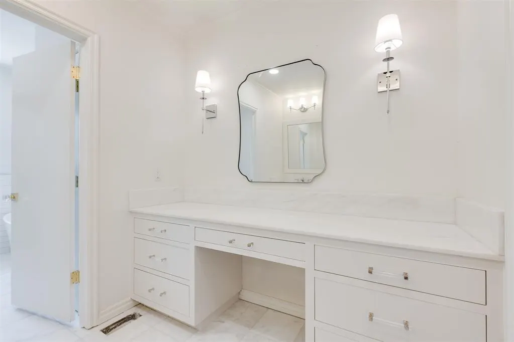 Photo 28 — 6341 Glenbrook Court, Oklahoma City, OK 73118