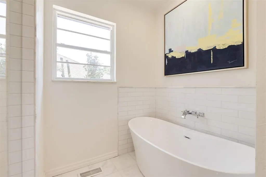 Photo 29 — 6341 Glenbrook Court, Oklahoma City, OK 73118
