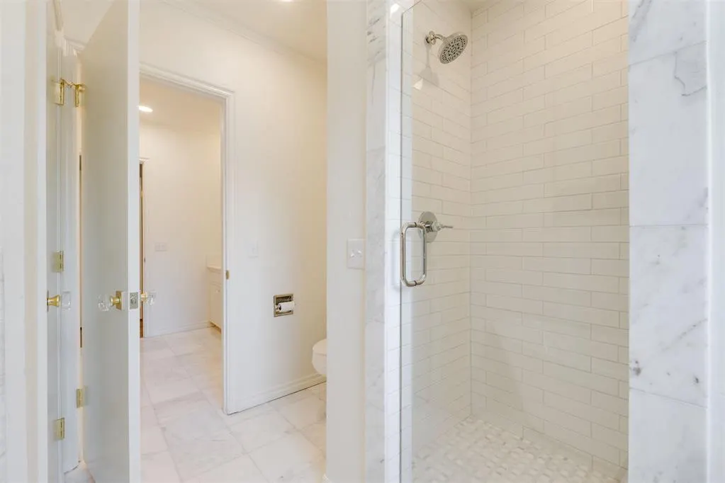 Photo 31 — 6341 Glenbrook Court, Oklahoma City, OK 73118