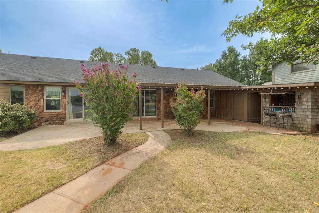 Photo 38 — 10405 Ski Drive, Oklahoma City, OK 73162