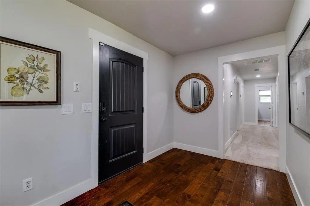 Photo 13 — 10405 Ski Drive, Oklahoma City, OK 73162