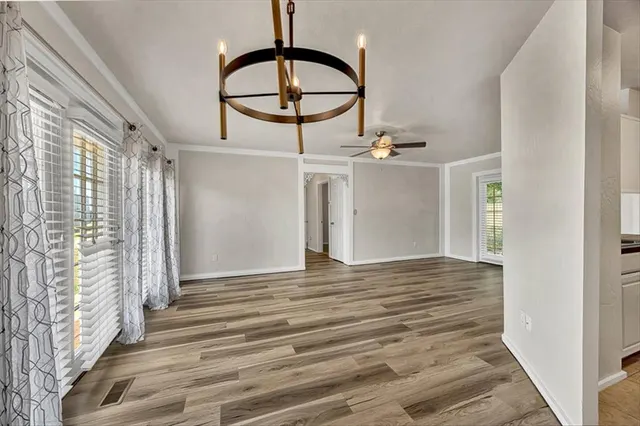 Photo 6 — 410 SE 24th Avenue, Norman, OK 73071