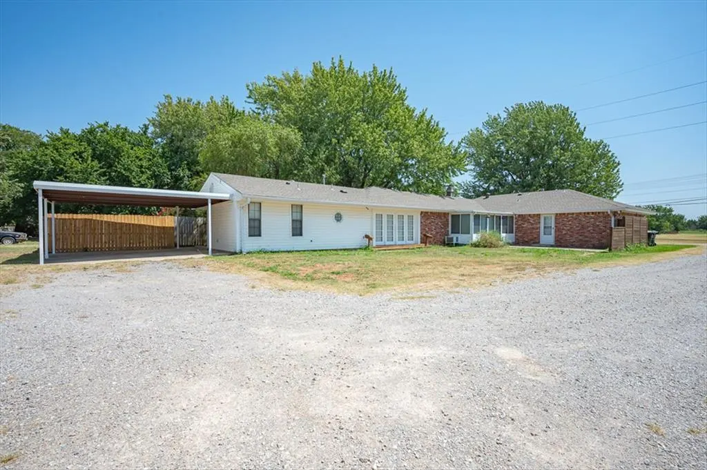 Photo 15 — 410 SE 24th Avenue, Norman, OK 73071