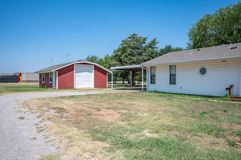 Photo 21 — 410 SE 24th Avenue, Norman, OK 73071