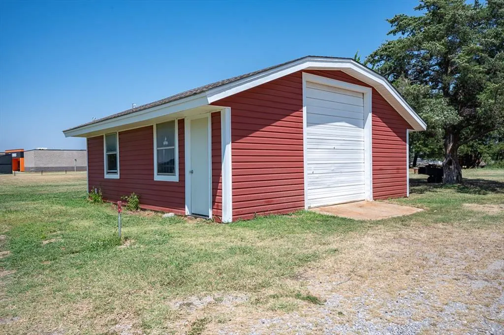 Photo 22 — 410 SE 24th Avenue, Norman, OK 73071