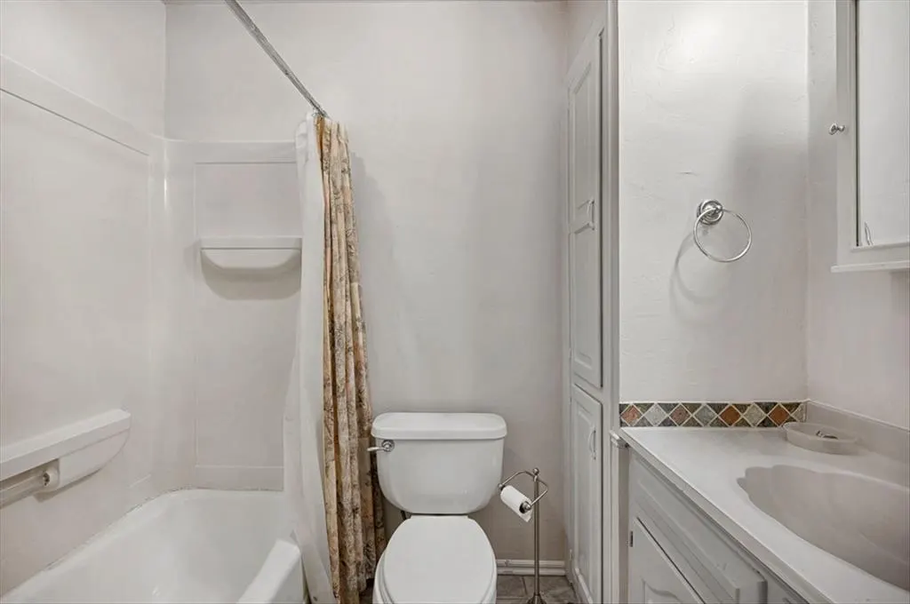 Photo 35 — 410 SE 24th Avenue, Norman, OK 73071