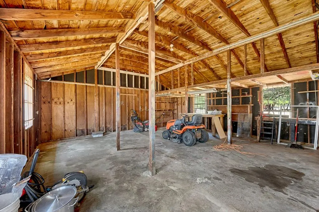 Photo 49 — 410 SE 24th Avenue, Norman, OK 73071