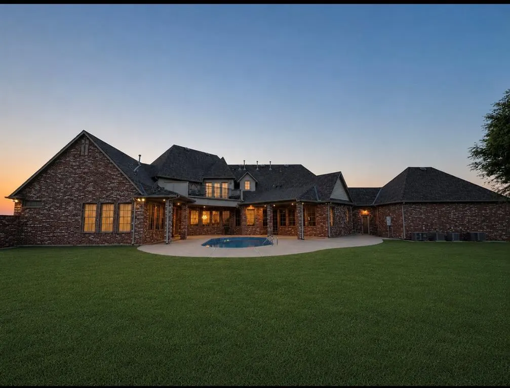 Photo 2 — 5520 N Piedmont Road, Piedmont, OK 73078