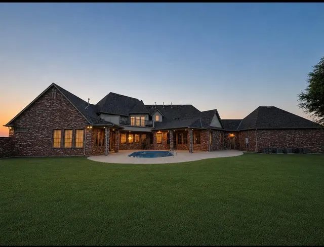 Photo 2 — 5520 N Piedmont Road, Piedmont, OK 73078