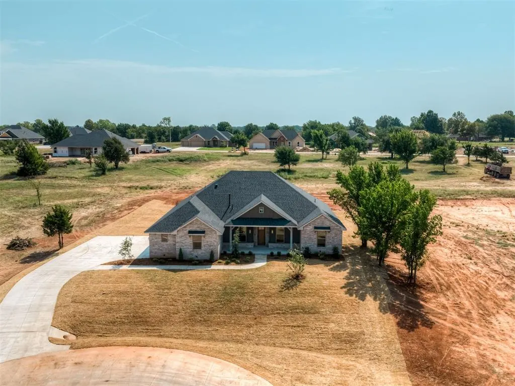Photo 43 — 1978 S Blackberry Bend, Guthrie, OK 73044