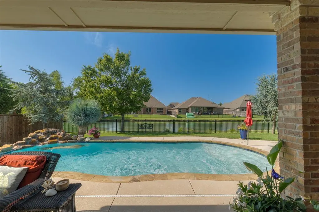 Photo 5 — 124 SW 174th Street, Oklahoma City, OK 73170