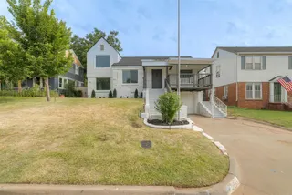 Sold home at 2805 NW 26th Street