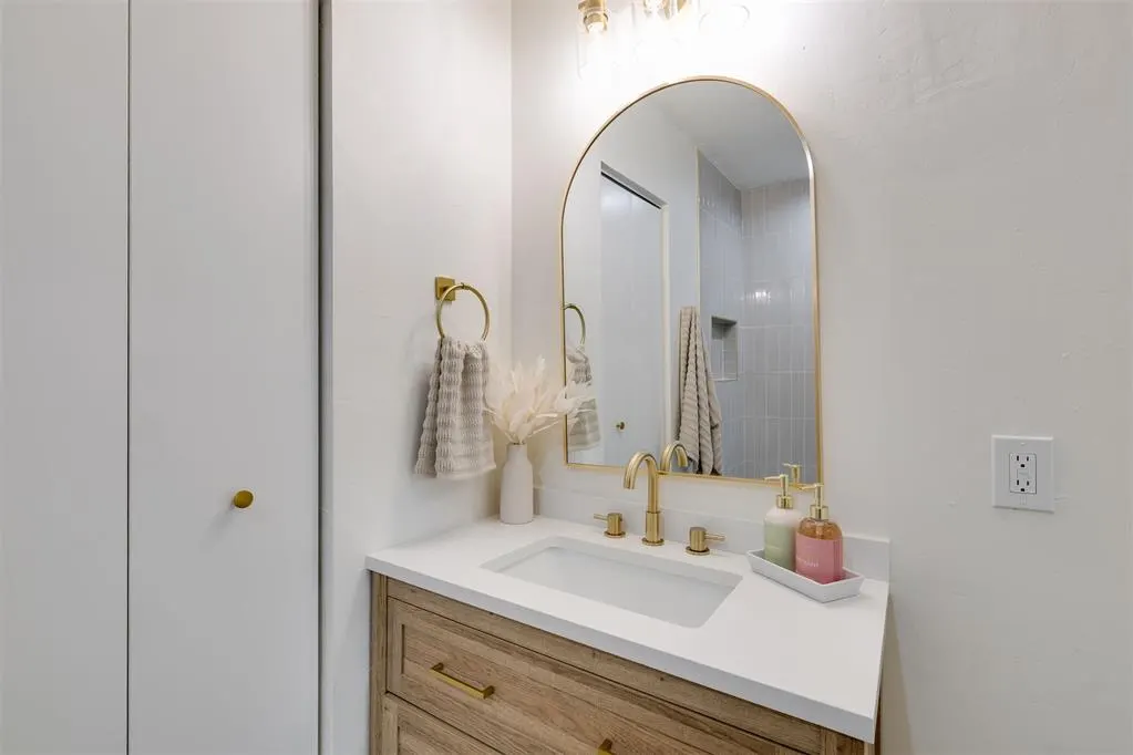 Photo 40 — 2805 NW 26th Street, Oklahoma City, OK 73107