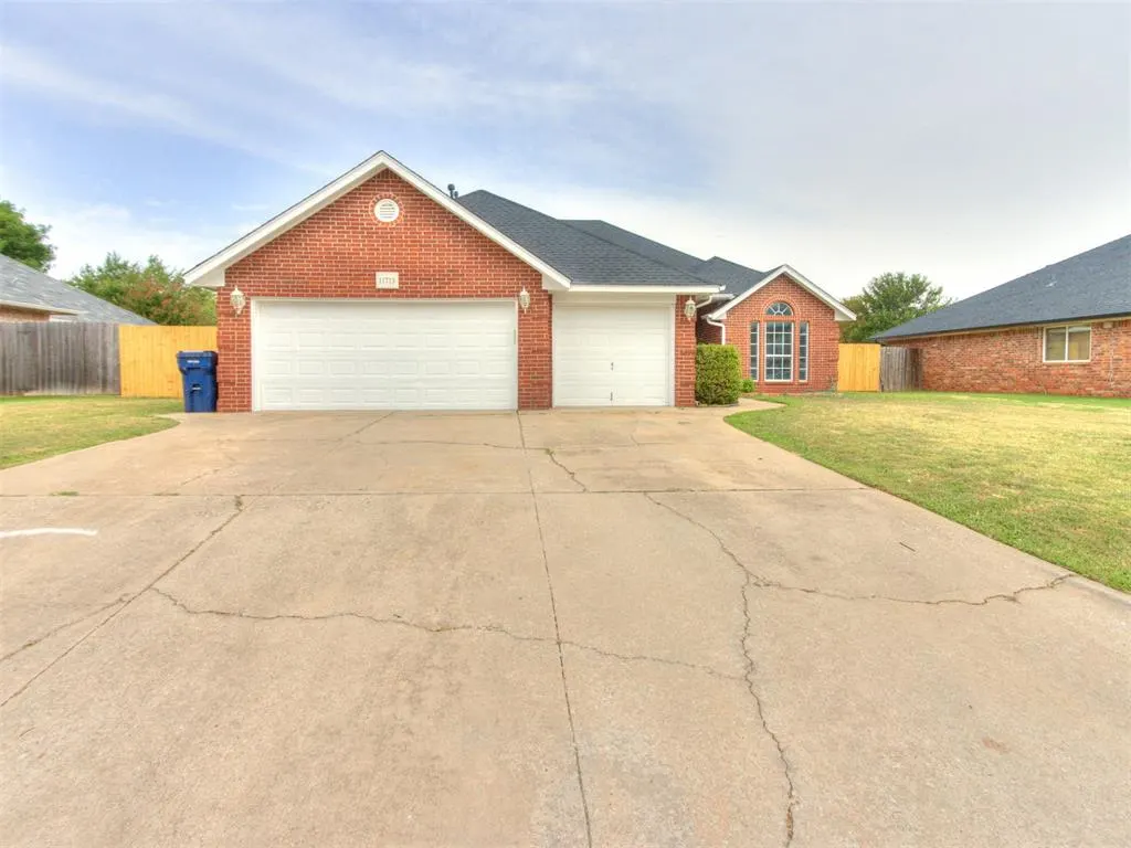 Front exterior — 11713 SILVER SUN Drive, Oklahoma City, OK 73162