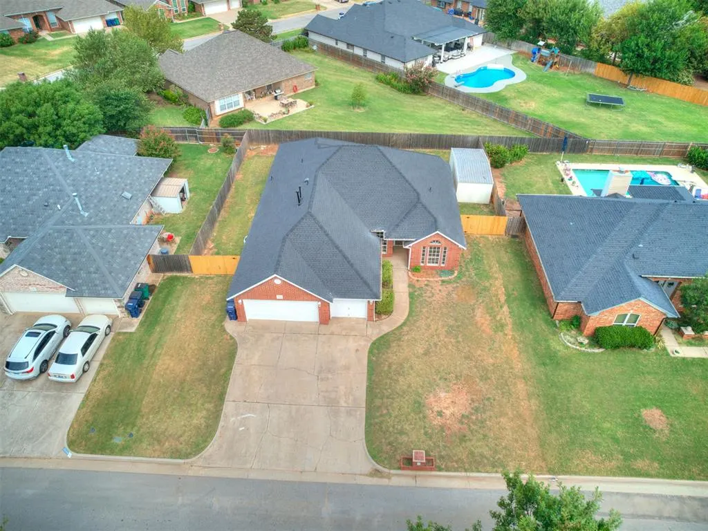 Photo 2 — 11713 SILVER SUN Drive, Oklahoma City, OK 73162