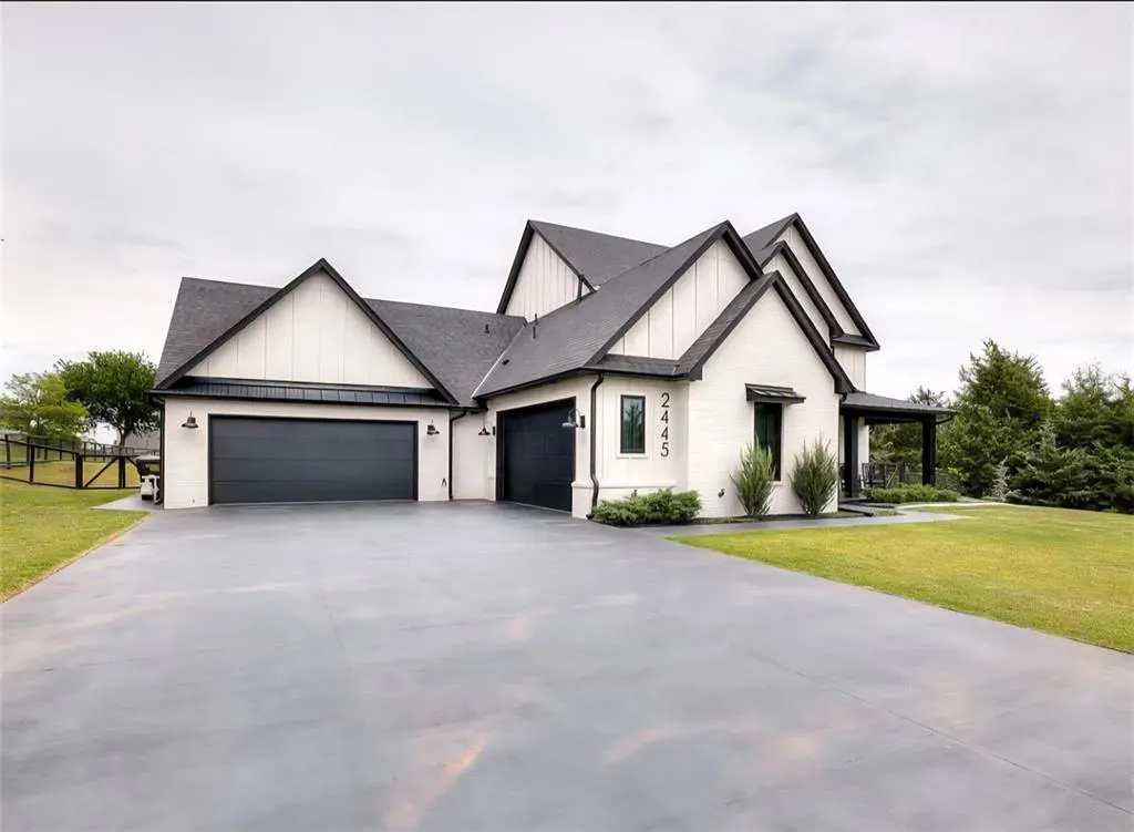 Photo 3 — 2445 Sandplum Lane, Goldsby, OK 73093