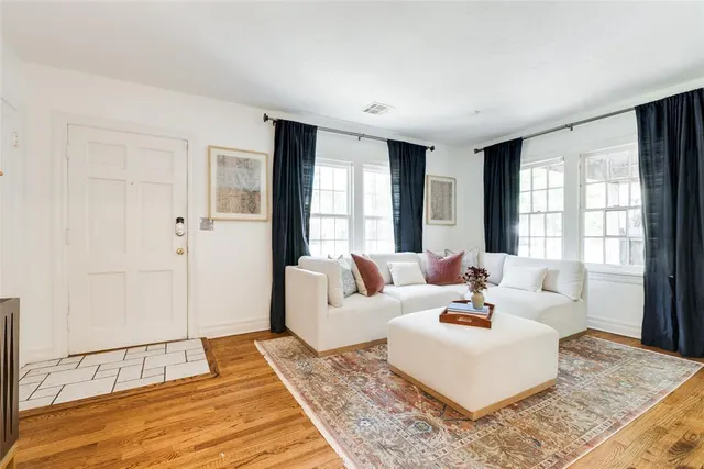Photo 4 — 1113 NW 55th Street, Oklahoma City, OK 73118