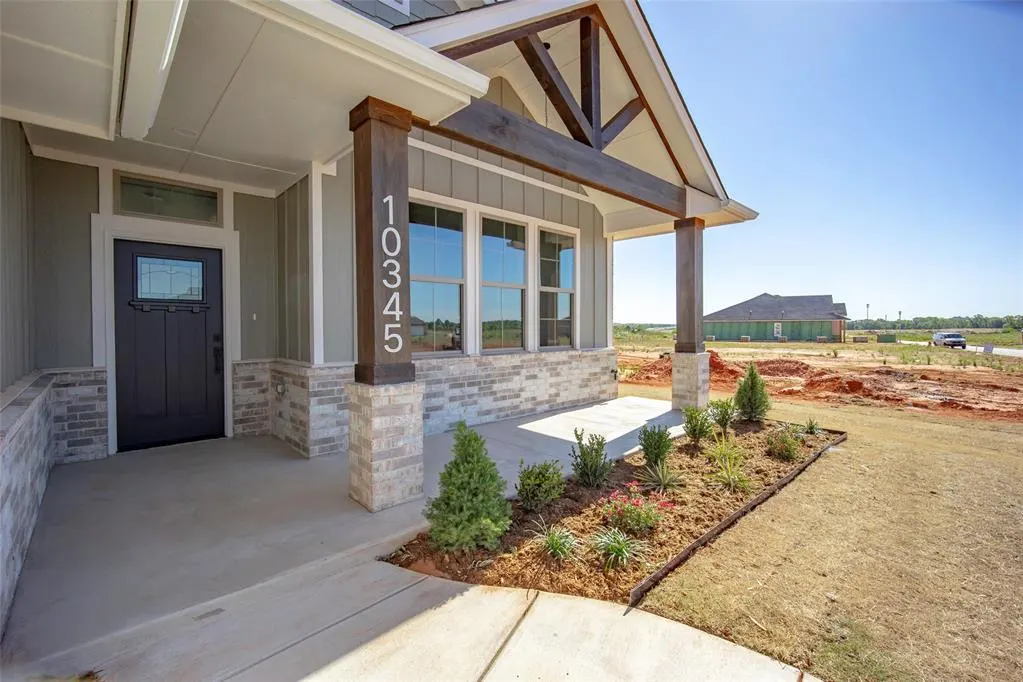 Photo 4 — 10345 SW 49th Street, Mustang, OK 73064