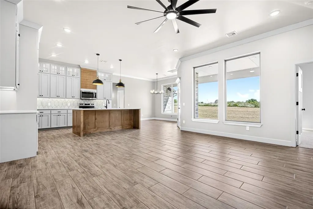 Photo 8 — 10345 SW 49th Street, Mustang, OK 73064
