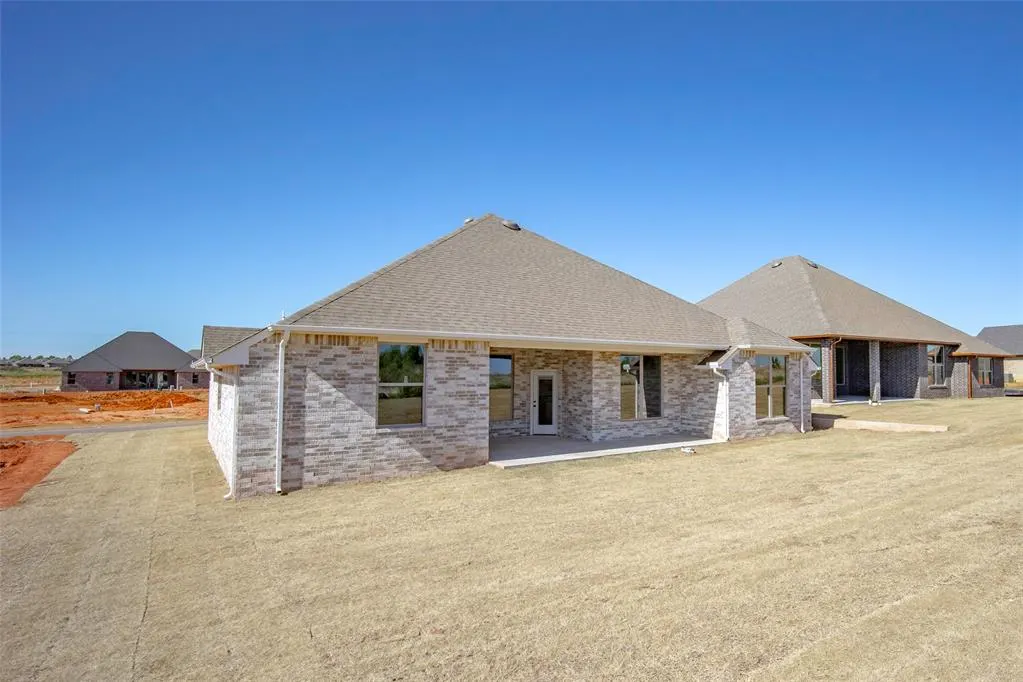 Photo 32 — 10345 SW 49th Street, Mustang, OK 73064