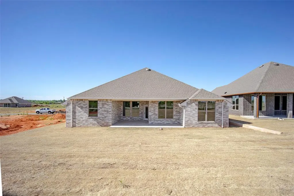 Photo 33 — 10345 SW 49th Street, Mustang, OK 73064