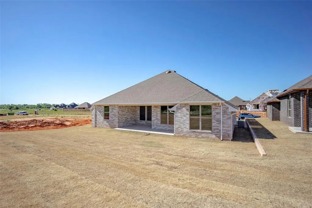 Photo 34 — 10345 SW 49th Street, Mustang, OK 73064
