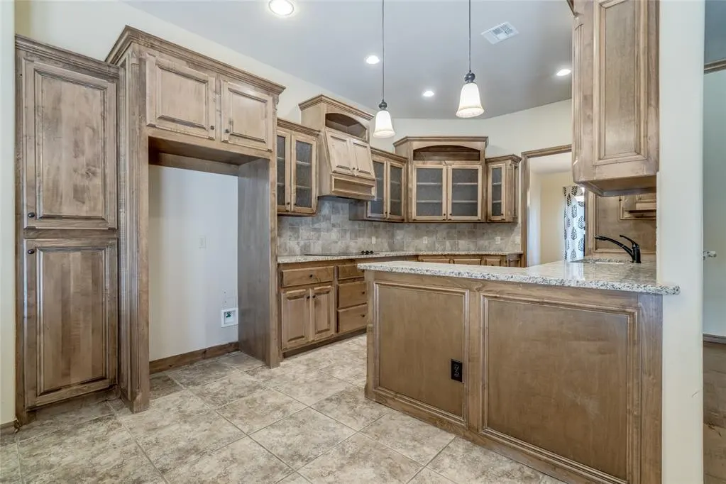 Photo 14 — 4712 NW 157th Terrace, Edmond, OK 73013