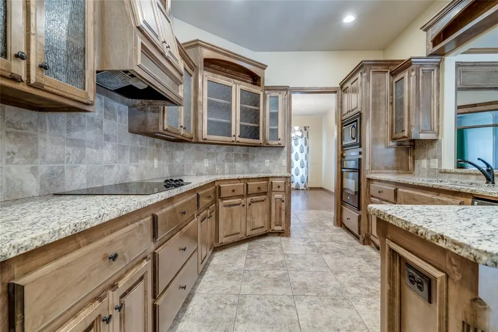 Photo 15 — 4712 NW 157th Terrace, Edmond, OK 73013