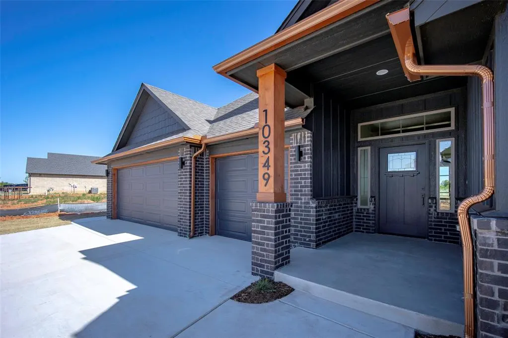 Photo 3 — 10349 SW 49th Street, Mustang, OK 73064