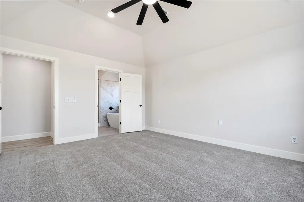 Photo 18 — 10349 SW 49th Street, Mustang, OK 73064