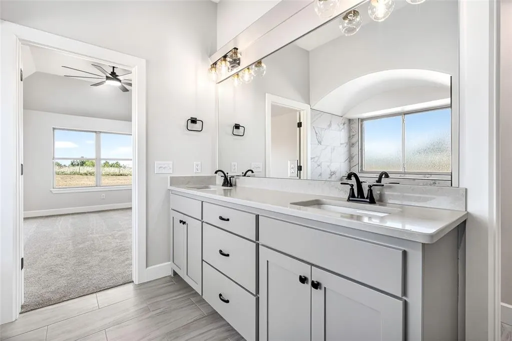 Photo 19 — 10349 SW 49th Street, Mustang, OK 73064