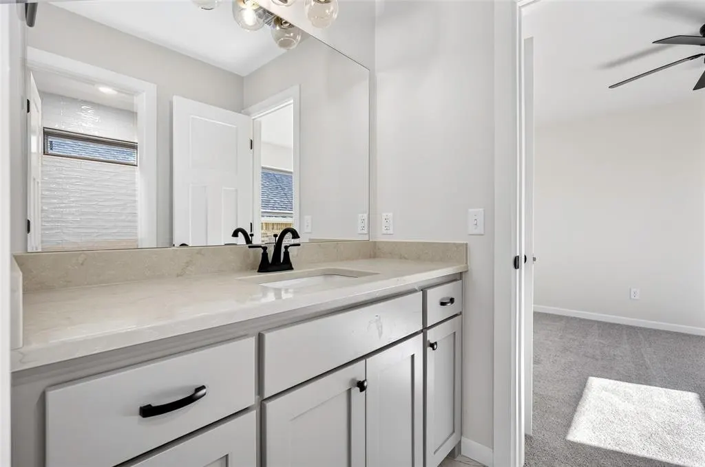 Photo 24 — 10349 SW 49th Street, Mustang, OK 73064