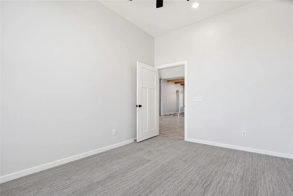 Photo 31 — 10349 SW 49th Street, Mustang, OK 73064