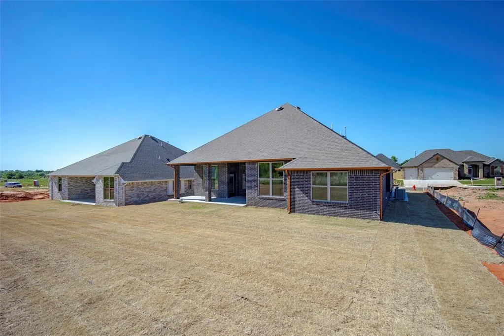 Photo 34 — 10349 SW 49th Street, Mustang, OK 73064