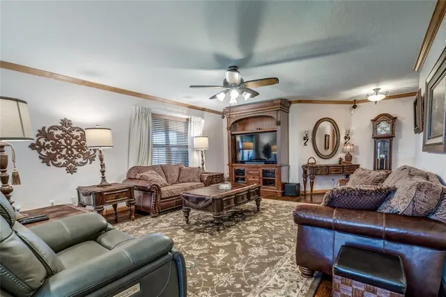 Photo 7 — 401 Stoneridge Drive, Moore, OK 73160