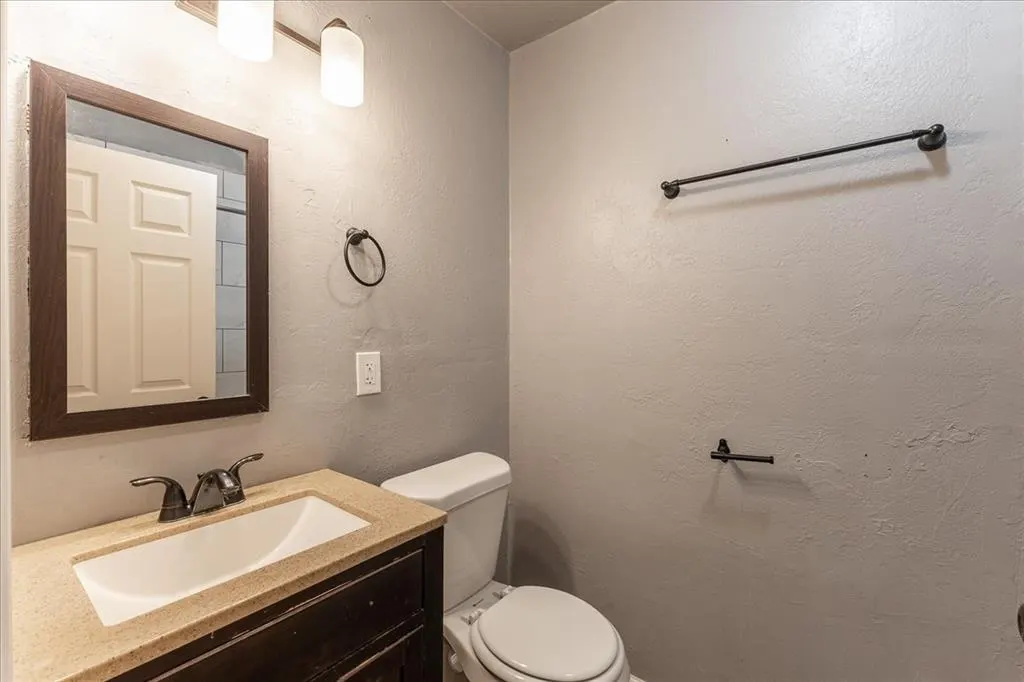 Photo 17 — 4837 S By Pass Terrace, Oklahoma City, OK 73119