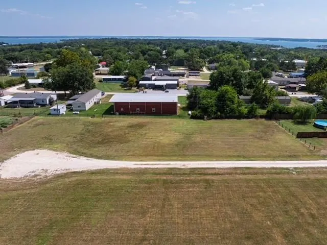 Photo 4 — 1708 Carsen Street, Kingston, OK 73439