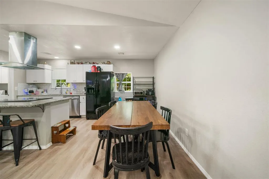 Photo 11 — 225 Allenhurst Avenue, Oklahoma City, OK 73114