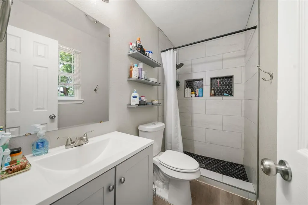 Photo 23 — 225 Allenhurst Avenue, Oklahoma City, OK 73114