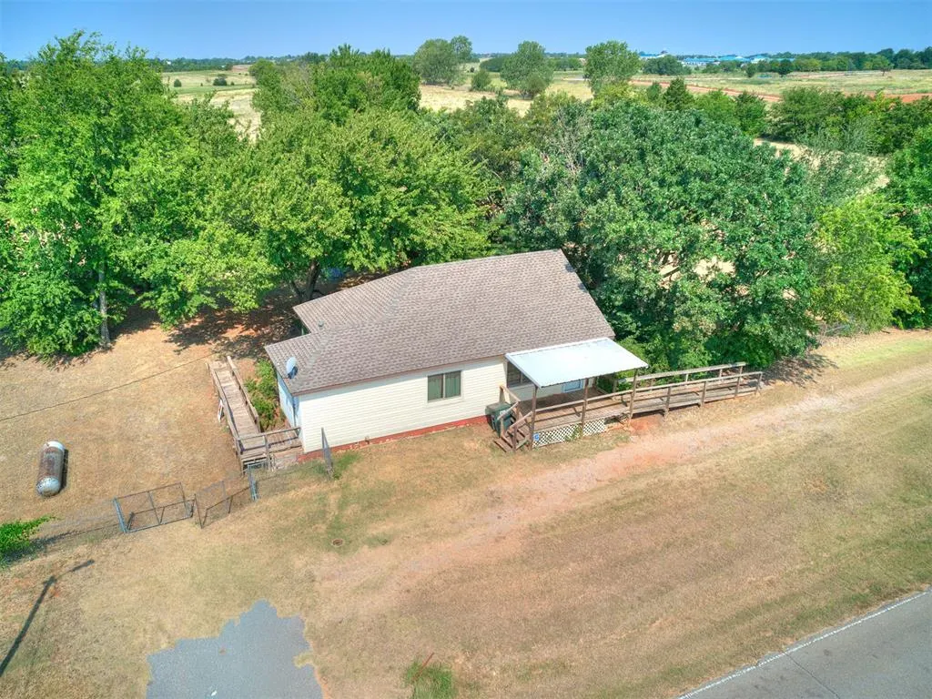 Photo 9 — 21325 N Meridian Avenue, Edmond, OK 73012